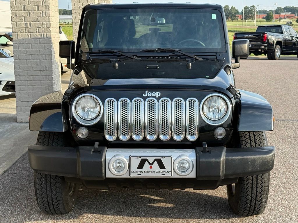 Used 2014 Jeep Wrangler Unlimited Sahara w/ Max Tow Package AWD/4WD image 14