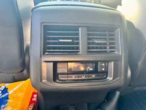 Certified 2023 Volkswagen Atlas SE AWD/4WD image 15