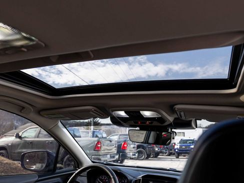 Used 2025 Subaru Crosstrek 2.5i Limited w/ Crosstrek Mirror Package image 33