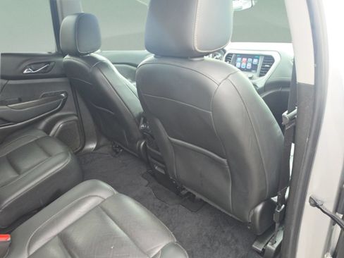 Used 2018 GMC Acadia SLT FWD image 32