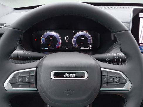 New 2026 Jeep Compass Limited AWD/4WD image 40