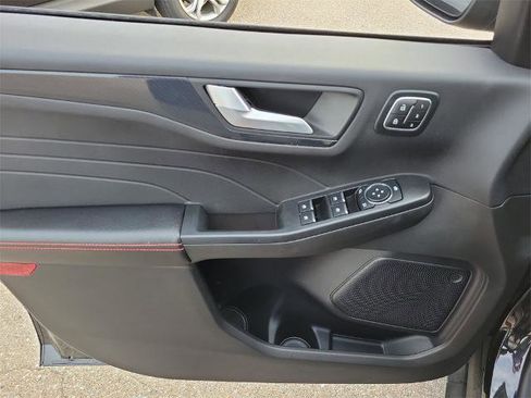 Certified 2023 Ford Escape ST-Line Elite image 22