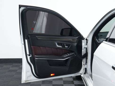 Used 2014 Mercedes-Benz E 63 AMG S-Model image 28