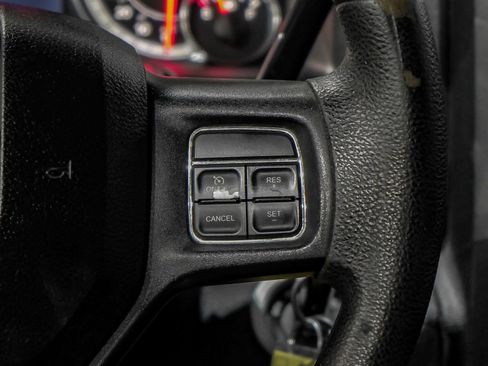 Used 2013 RAM 1500 Express image 17