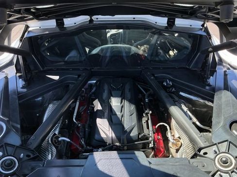 Used 2024 Chevrolet Corvette Stingray Preferred Cpe w/ 2LT image 16