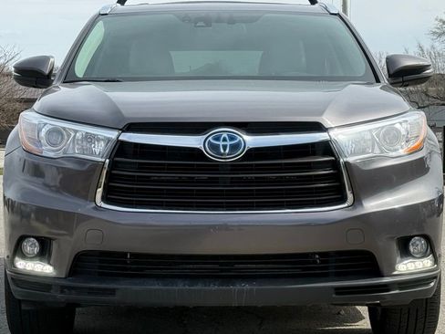 Used 2016 Toyota Highlander Limited Platinum AWD/4WD image 8