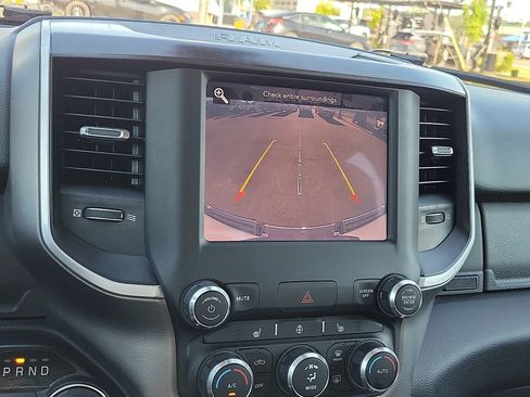 Used 2020 RAM 1500 Big Horn RWD image 16