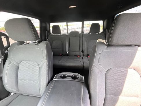 Used 2025 RAM 1500 Big Horn AWD/4WD image 33