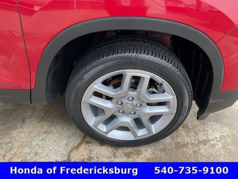 Certified 2024 Honda Passport EX-L image 13