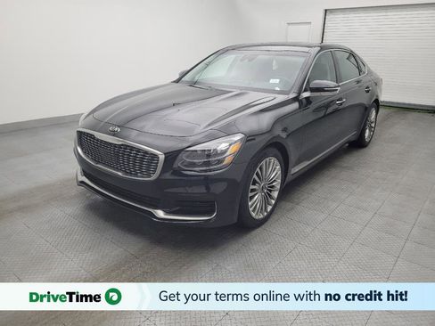 Used 2020 Kia K900 Luxury image 1