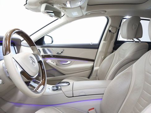 Used 2017 Mercedes-Benz S 550 4MATIC Sedan image 13