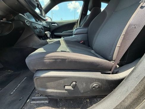 Used 2015 Dodge Charger R/T RWD image 9
