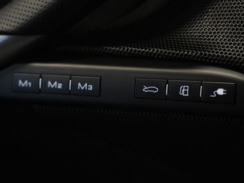 Used 2023 Ferrari 296 GTS RWD image 29