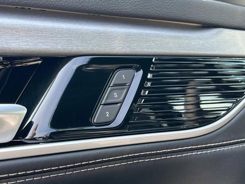 New 2026 Jeep Grand Wagoneer Limited AWD/4WD image 32