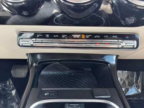 Used 2019 Mercedes-Benz A 220 image 32