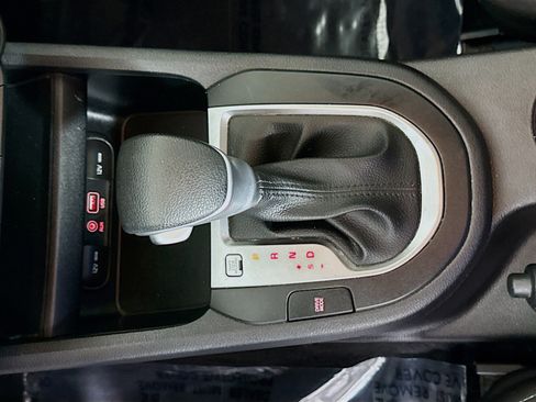 Used 2021 Kia Forte LXS FWD image 20