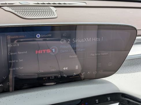 New 2026 Buick Enclave Avenir FWD image 20
