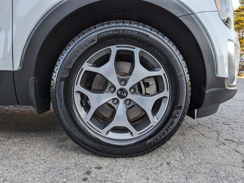 Used 2020 Kia Telluride EX image 54