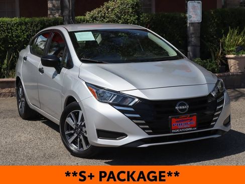 Used 2023 Nissan Versa S w/ S Plus Package FWD image 2