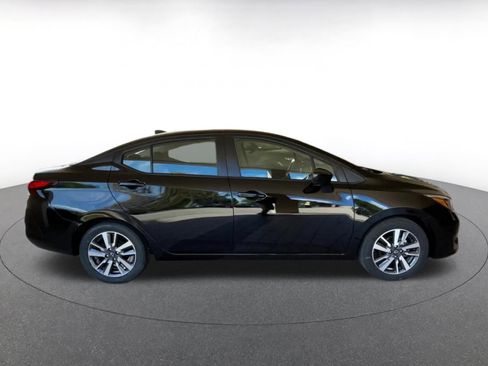 Used 2025 Nissan Versa SV image 16