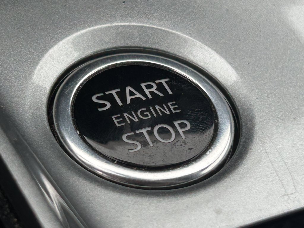 Used 2024 Nissan Altima 2.5 SV FWD image 15