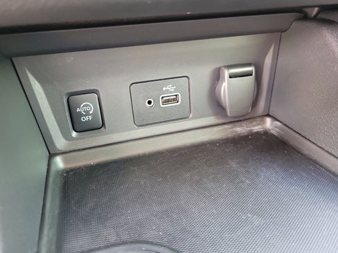Certified 2025 Nissan Sentra S image 29