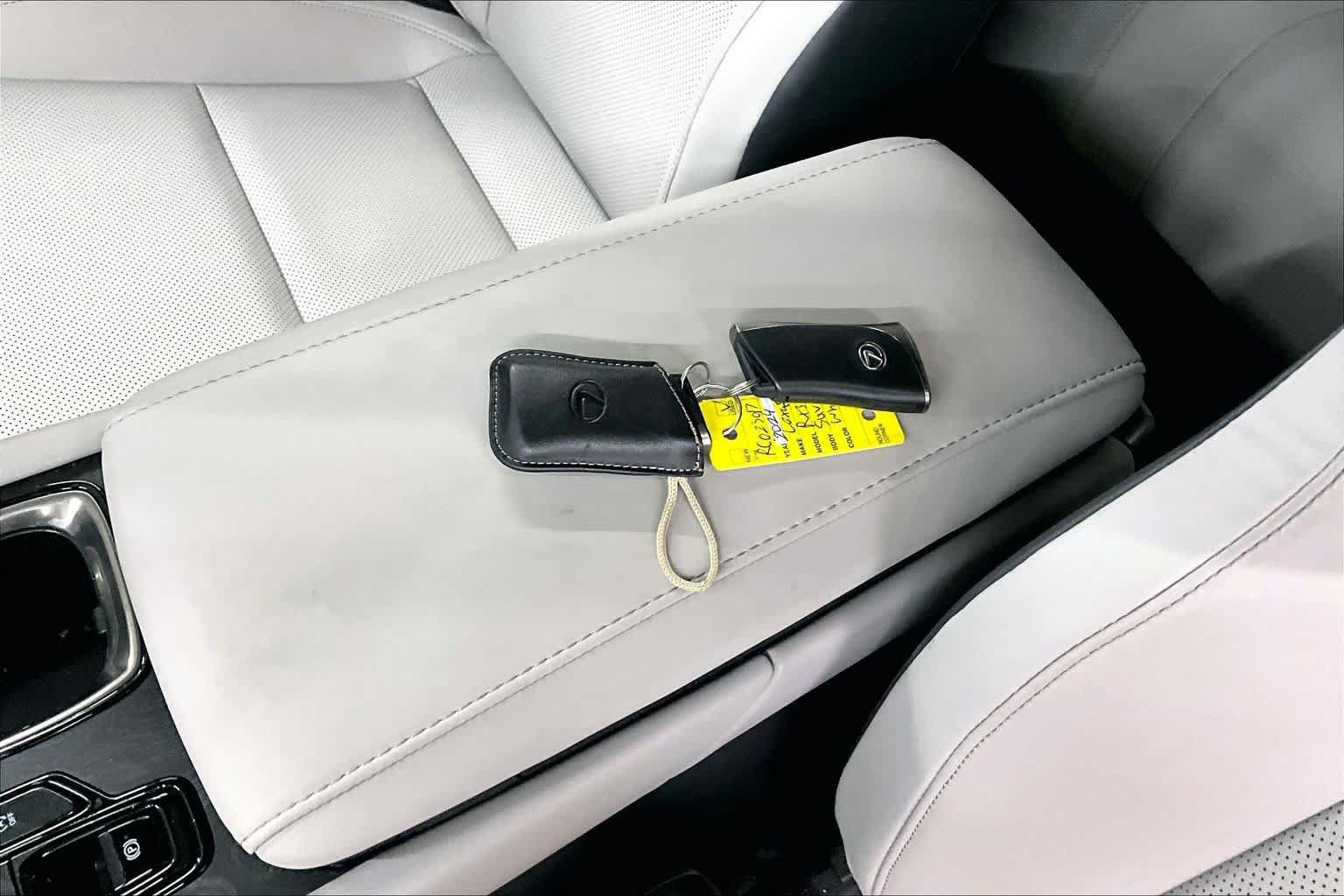 Used 2024 Lexus RX 350 Premium w/ Convenience Package FWD image 14