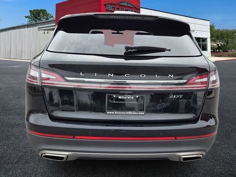 Used 2020 Lincoln Nautilus Standard w/ Equipment Group 101A image 4