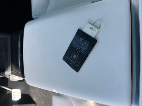 Used 2022 Tesla Model X Plaid AWD/4WD image 29