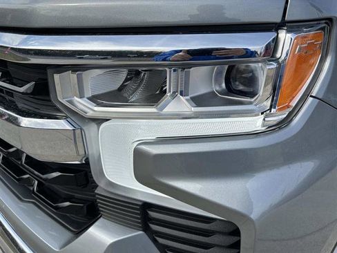 Used 2025 Chevrolet Silverado 1500 LT image 10