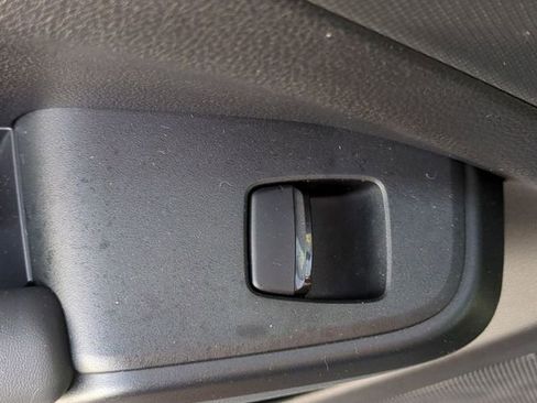 Used 2025 Subaru Impreza 2.0i image 29