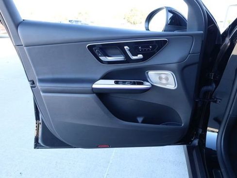 Certified 2025 Mercedes-Benz GLC 300 image 26