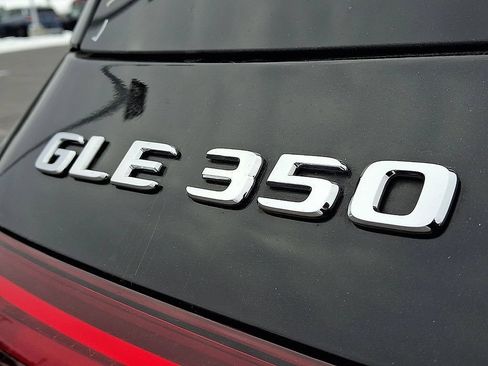 Used 2021 Mercedes-Benz GLE 350 4MATIC image 36