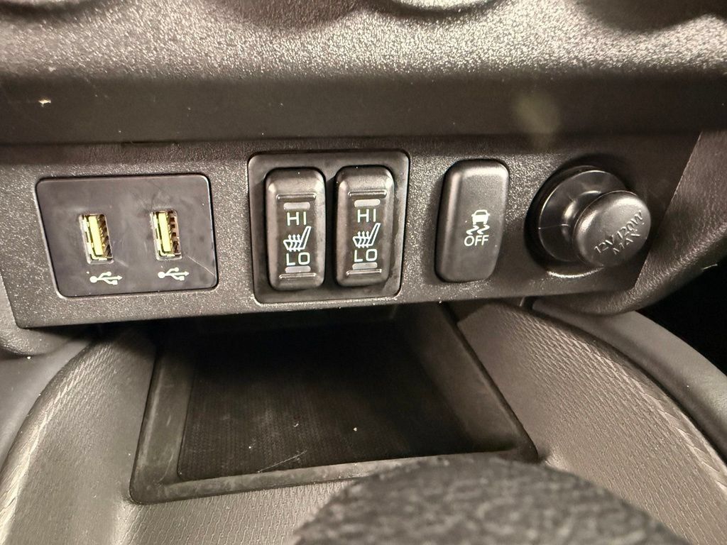 Used 2025 Mitsubishi Outlander Sport SE AWD/4WD image 25