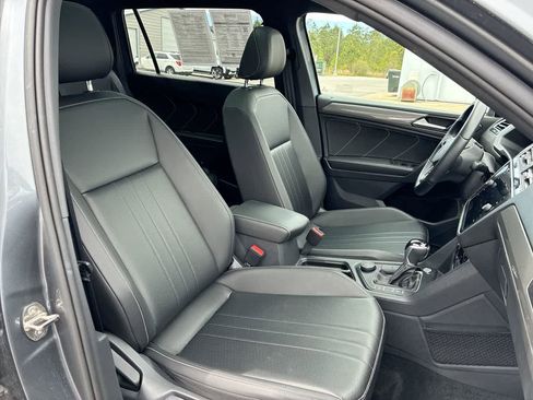 Used 2022 Volkswagen Tiguan SE R-Line AWD/4WD image 27