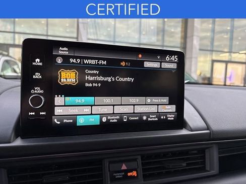 Used 2025 Honda Pilot TrailSport image 19