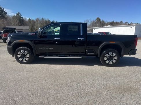 New 2026 GMC Sierra 2500 Denali w/ Snow Plow Prep/Camper Package AWD/4WD image 3
