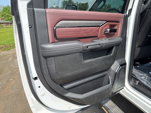 New 2026 RAM 2500 Limited AWD/4WD image 28