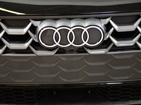 Used 2025 Audi A5 2.0T Premium w/ Convenience Package AWD/4WD image 19