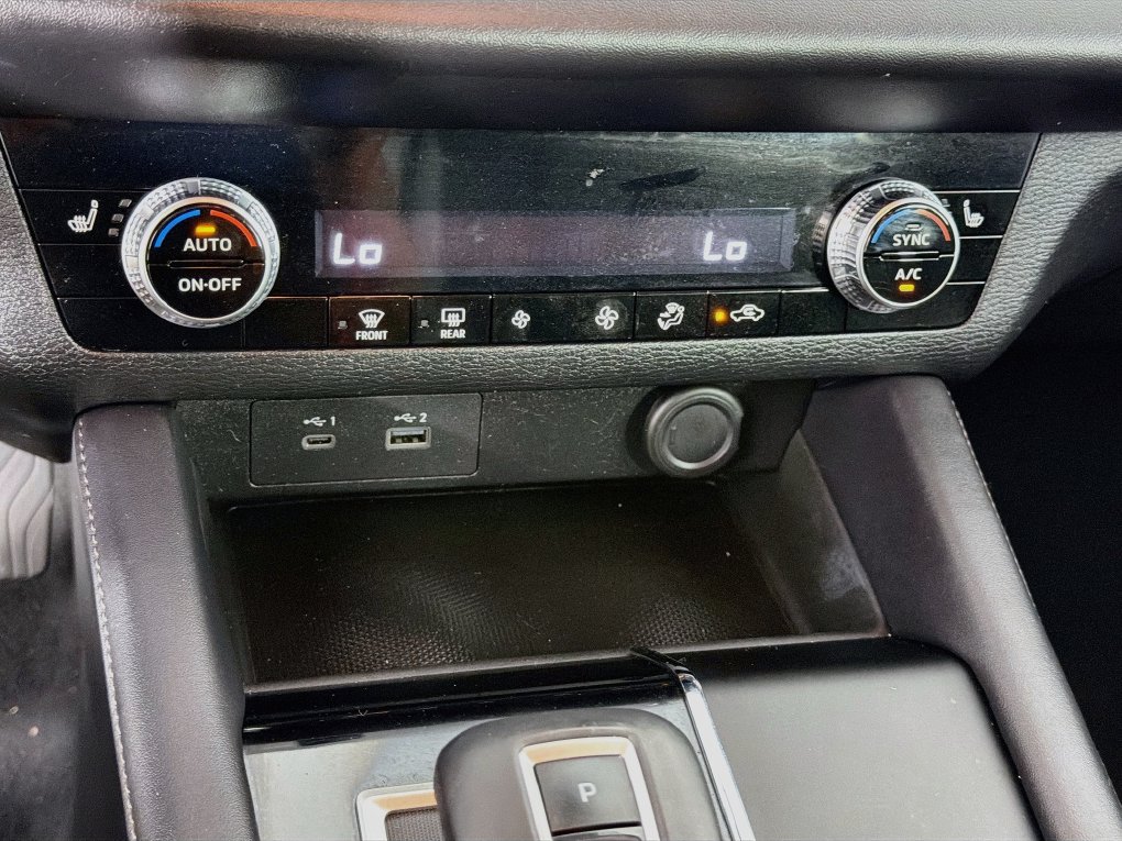 Used 2023 Mitsubishi Outlander SE FWD image 19