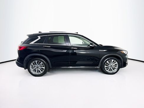 Used 2023 INFINITI QX50 Luxe FWD image 10