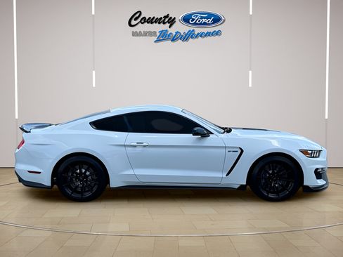 Used 2017 Ford Mustang Shelby GT350 w/ Electronics Package RWD image 8
