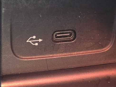 Used 2022 Mercedes-Benz C 300 Sedan image 10