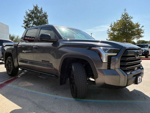 Used 2025 Toyota Tundra SR5 w/ SR5 Premium Package RWD image 4