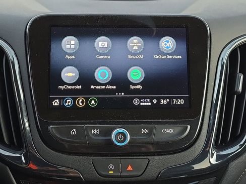 Used 2024 Chevrolet Equinox Premier image 15