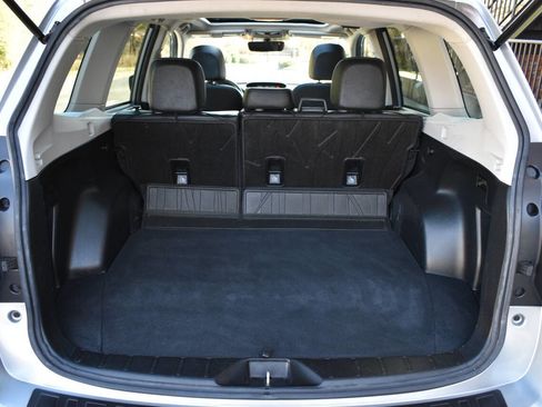 Used 2017 Subaru Forester 2.0XT Premium w/ Popular Package #2A image 10