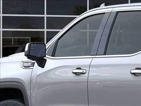 New 2026 GMC Sierra 1500 SLT AWD/4WD image 14