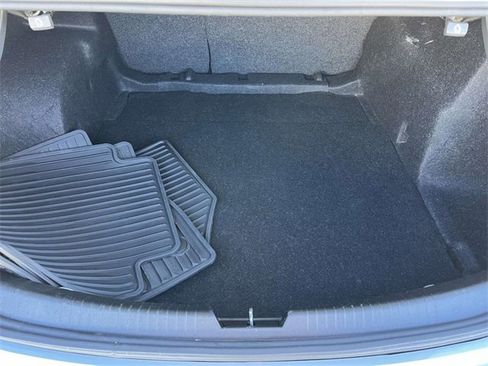 Used 2024 Chevrolet Malibu LT image 12