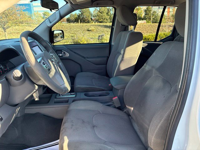 Used 2019 Nissan Frontier SV AWD/4WD image 14