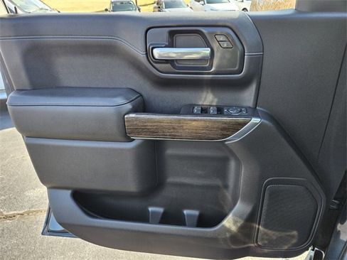 Used 2020 GMC Sierra 1500 SLE w/ SLE Value Package image 29